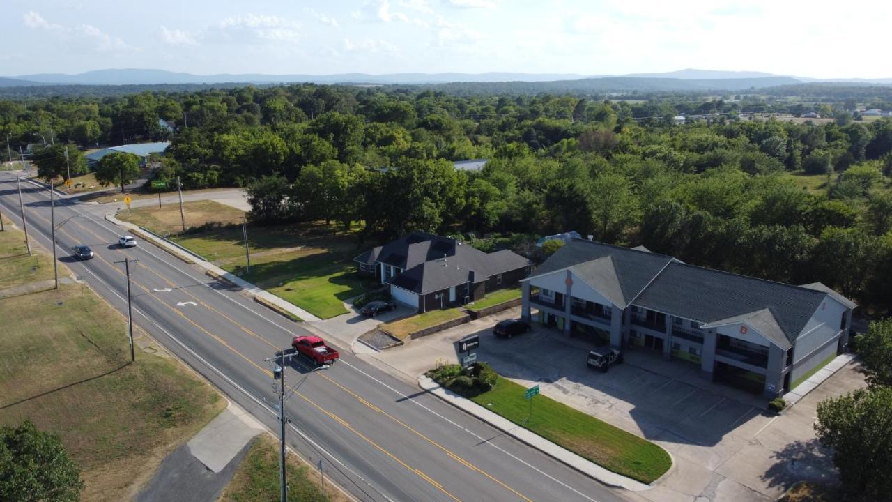 Hodler Inn Heavener Buitenkant foto